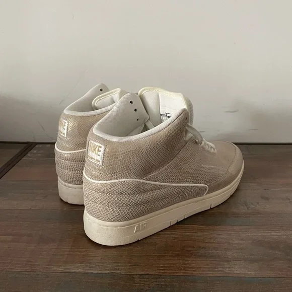 NIKE AIR PYTHON PREMIUM HI SNEAKER TRAINER SPORT MEN SHOES SNAKE SKIN SIZE 8 - Picture 3 of 7
